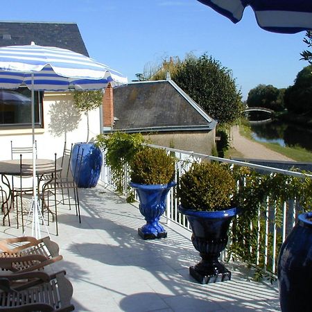 Residence Hoteliere La Marine Combleux Eksteriør bilde